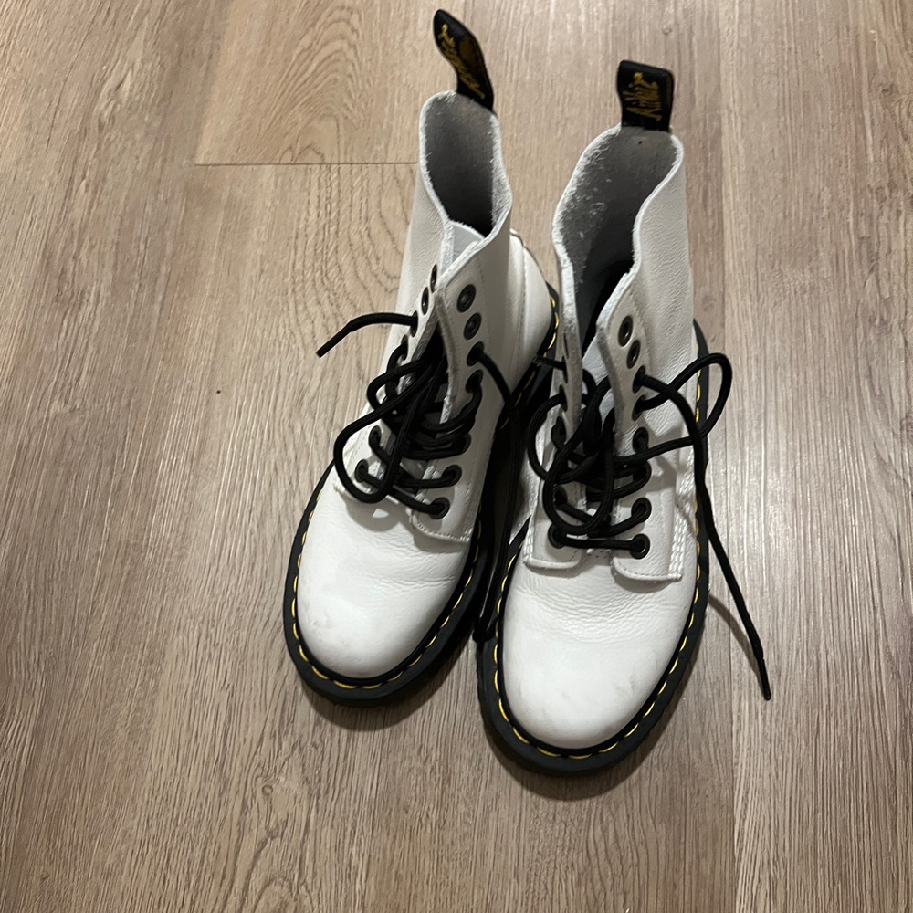 Dr. Martin Boots